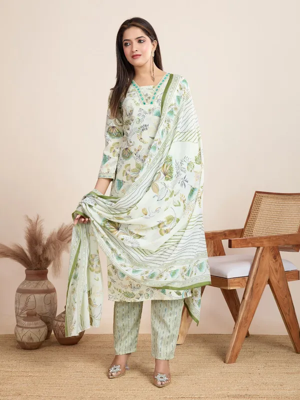 Pista_Cotton_Blend_Safari_Kurta_Set_For_Women
