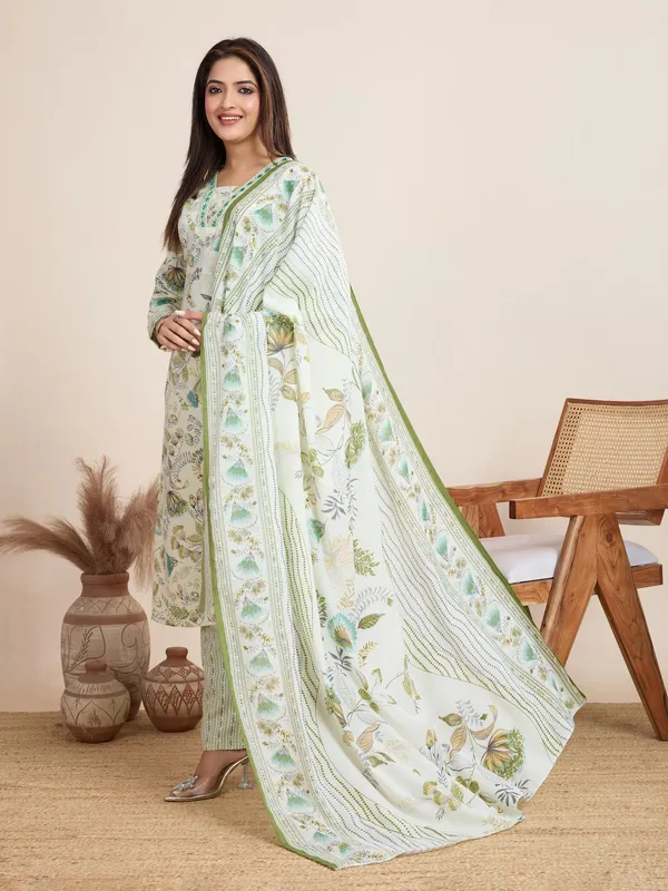 Pista_Cotton_Blend_Safari_Kurta_Set_For_Women