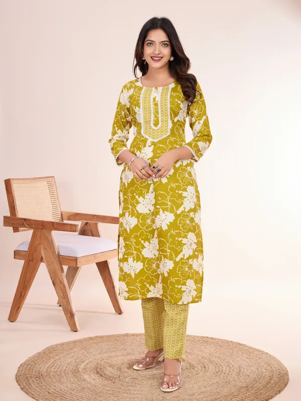 Musterd_Cotton_Blend_Sai_Kurta_Set_For_Women