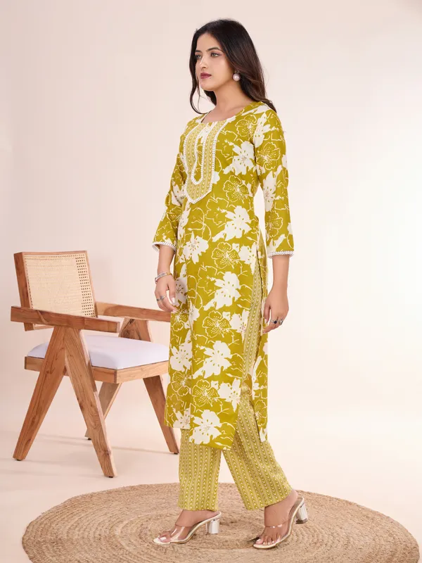 Musterd_Cotton_Blend_Sai_Kurta_Set_For_Women