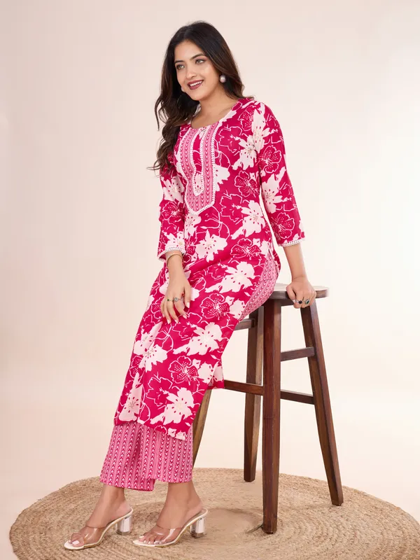 Pink_Cotton_Blend_Sai_Kurta_Set_For_Women