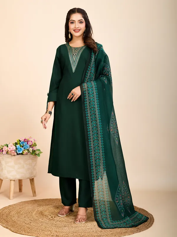 Green_Cotton_Blend_Skoda_Kurta_Set_For_Women