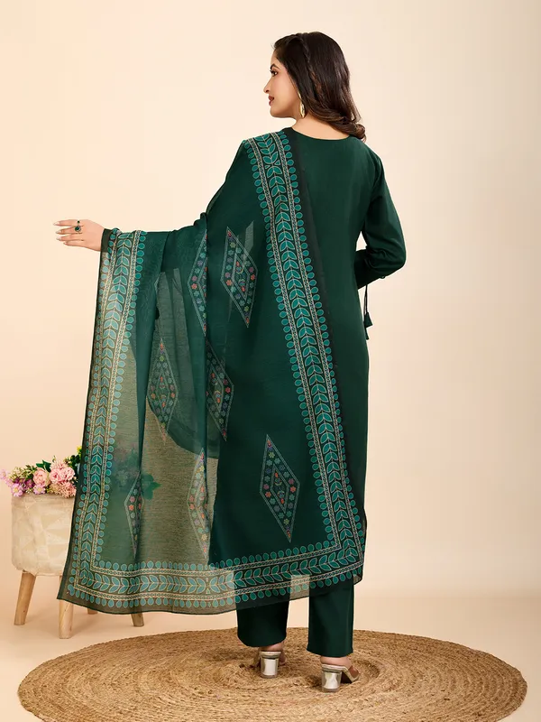Green_Cotton_Blend_Skoda_Kurta_Set_For_Women