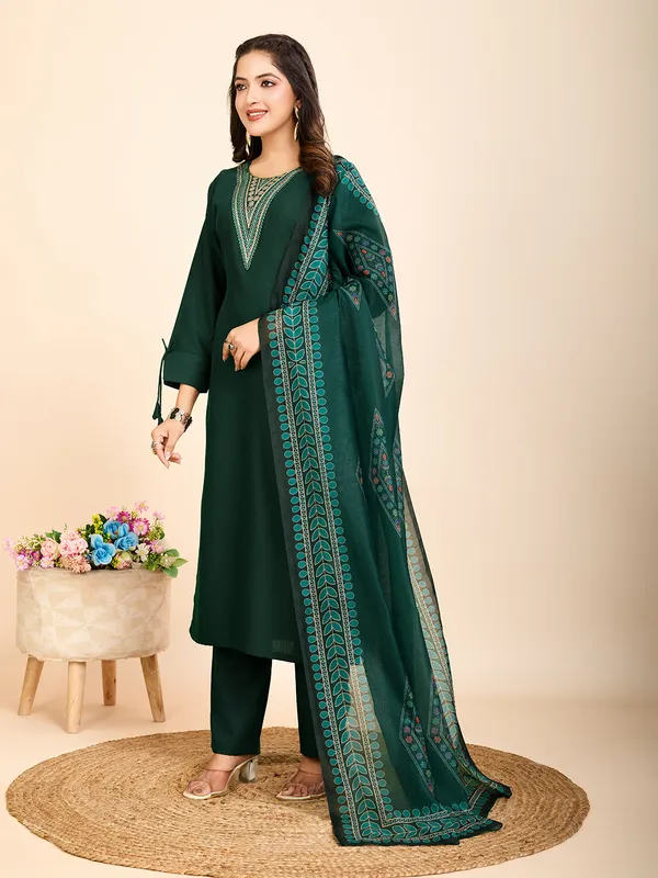 Green_Cotton_Blend_Skoda_Kurta_Set_For_Women