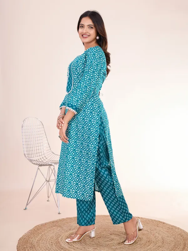Blue_Cotton_Blend_Stree_Kurta_Set_For_Women