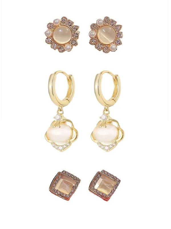 Gold_Pearl_Zinc_Alloy_Earrings_For_Women