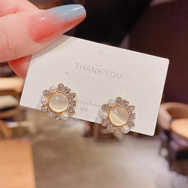 Gold_Pearl_Zinc_Alloy_Earrings_For_Women