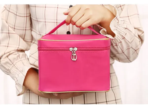Rose_Red_Waterproof_Polyester_Travel_Bag