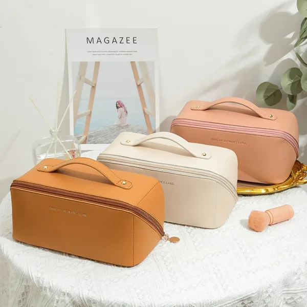 Pink_Large_Capacity_Cosmetic_Bag