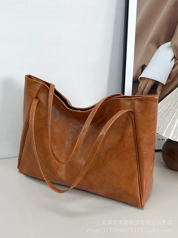 Brown_Large_Retro_Design_Shoulder_Tote_Bag