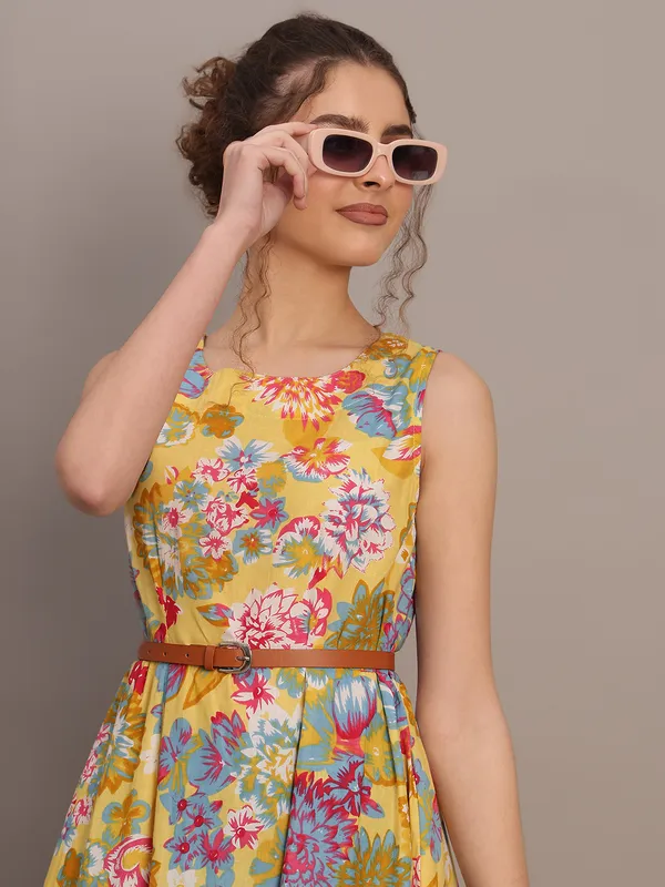 Yellow_Bloom_Belted_Midi_Dress