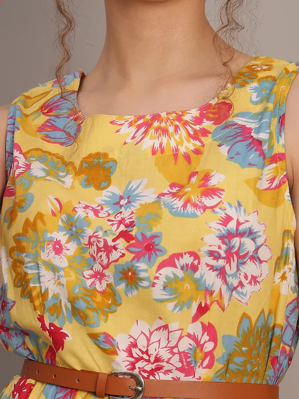 Yellow_Bloom_Belted_Midi_Dress