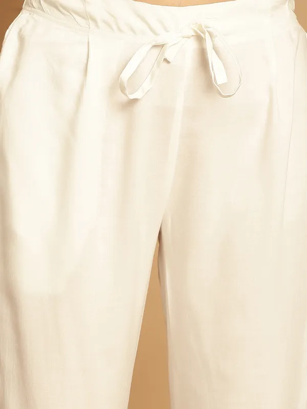 Off_White_Viscose_Rayon_Women's_Set