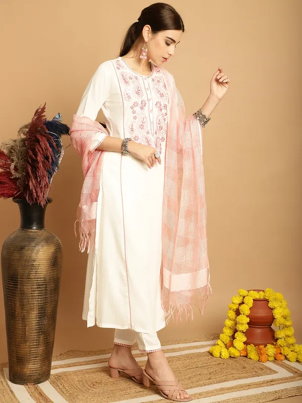 Off_White_Viscose_Rayon_Women's_Set