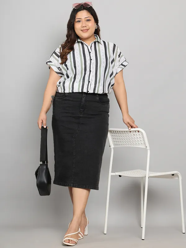 Multicolor_Premium_Dobby_Half_Sleeves_Shirt_For_Women_|_Till_6XL