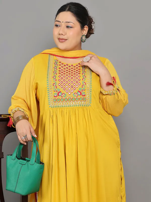 Mustard_Premium_Viscose_Rayon_Three_Fourth_Sleeves_Kurta_Set_For_Women_(Pack_Of_3)_|_Till_6XL
