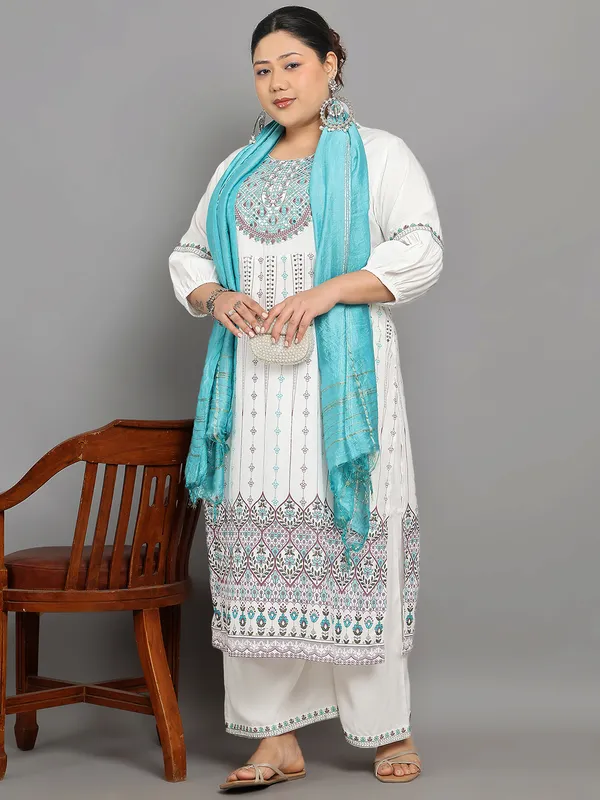 Off_White_Premium_Viscose_Rayon_Three_Fourth_Sleeves_Kurta_Set_For_Women_(Pack_Of_3)_|_Till_6XL