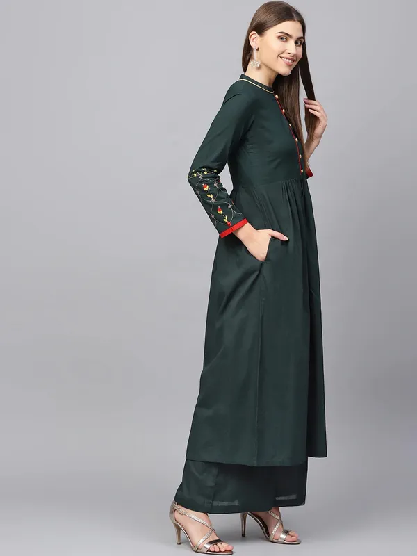 Women_Green_Solid_Kurta_with_Palazzos_&_Dupatta