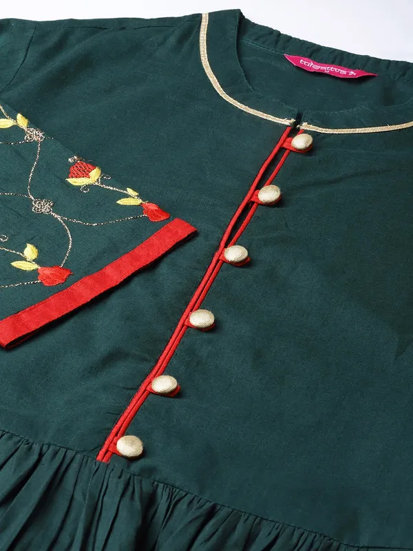 Women_Green_Solid_Kurta_with_Palazzos_&_Dupatta