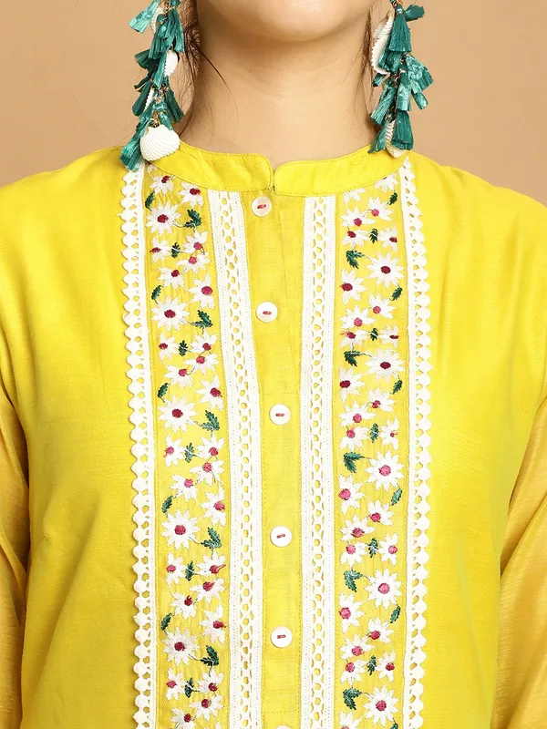 Yellow_Chanderi_Women's_Set