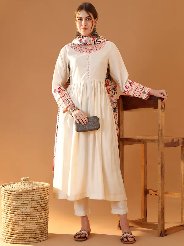 Cream_Premium_Chanderi_Full_Sleeves_Kurta_Set_For_Women