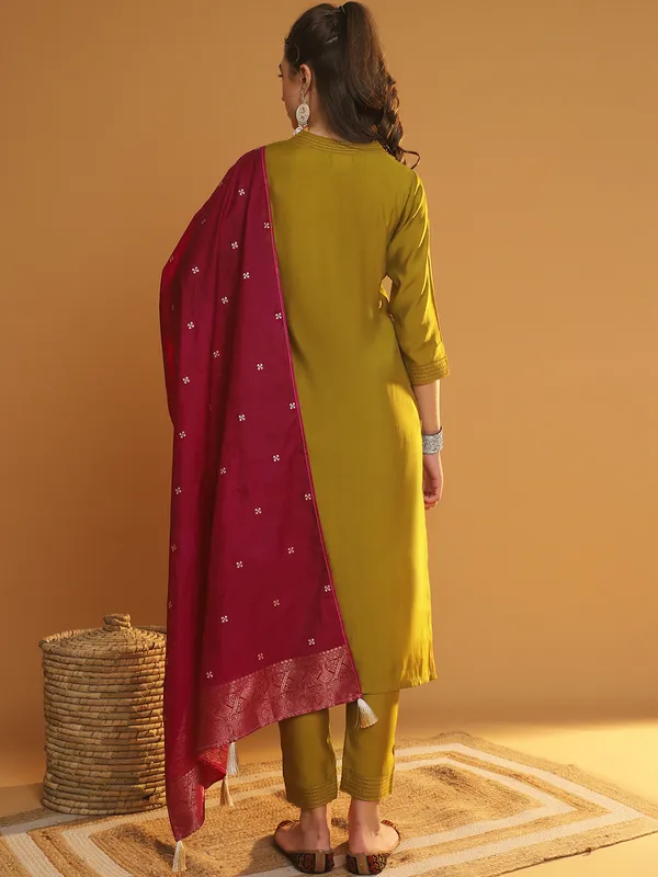 Mustard_Premium_Chanderi_Three_Fourth_Sleeves_Kurta_Set_For_Women