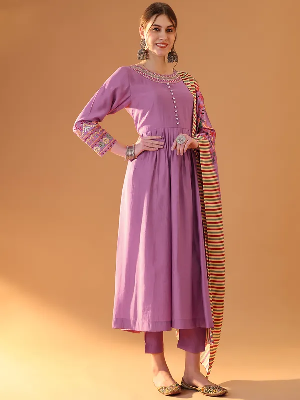 Pink_Premium_Chanderi_Full_Sleeves_Kurta_Set_For_Women