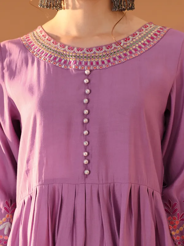 Pink_Premium_Chanderi_Full_Sleeves_Kurta_Set_For_Women