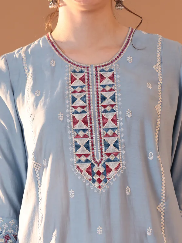 Blue_Premium_Chanderi_Three_Fourth_Sleeves_Kurta_Set_For_Women