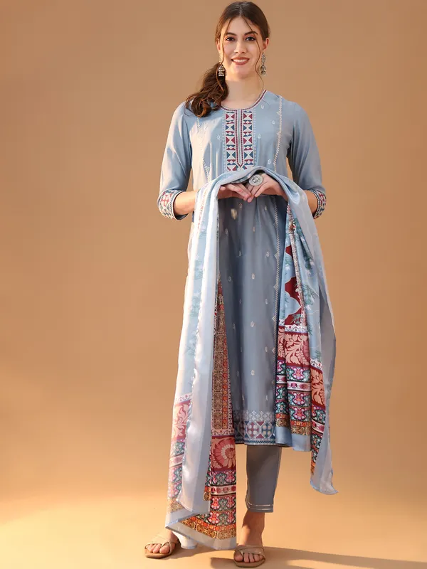 Blue_Premium_Chanderi_Three_Fourth_Sleeves_Kurta_Set_For_Women