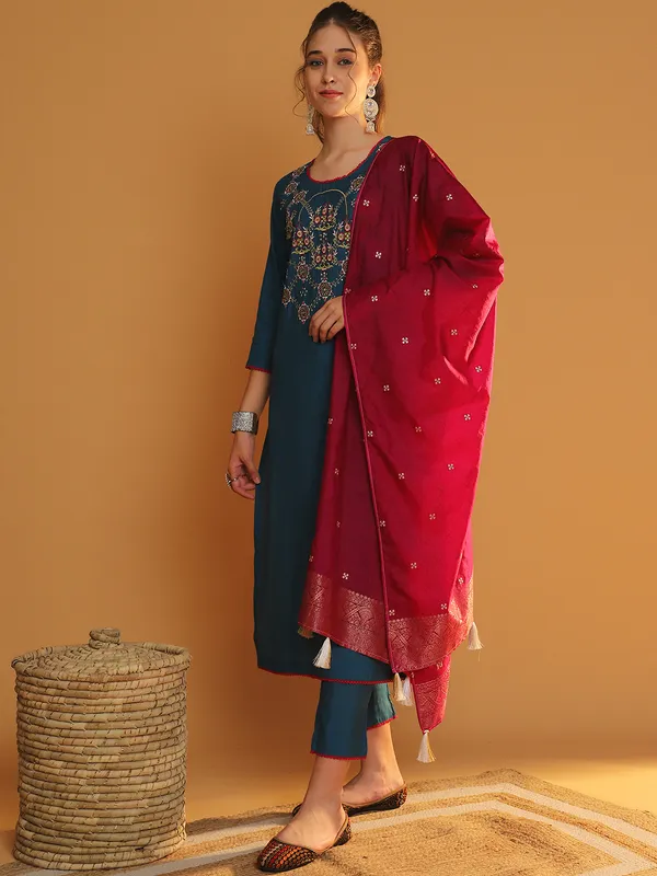 Teal_Premium_Chanderi_Three_Fourth_Sleeves_Kurta_Set_For_Women