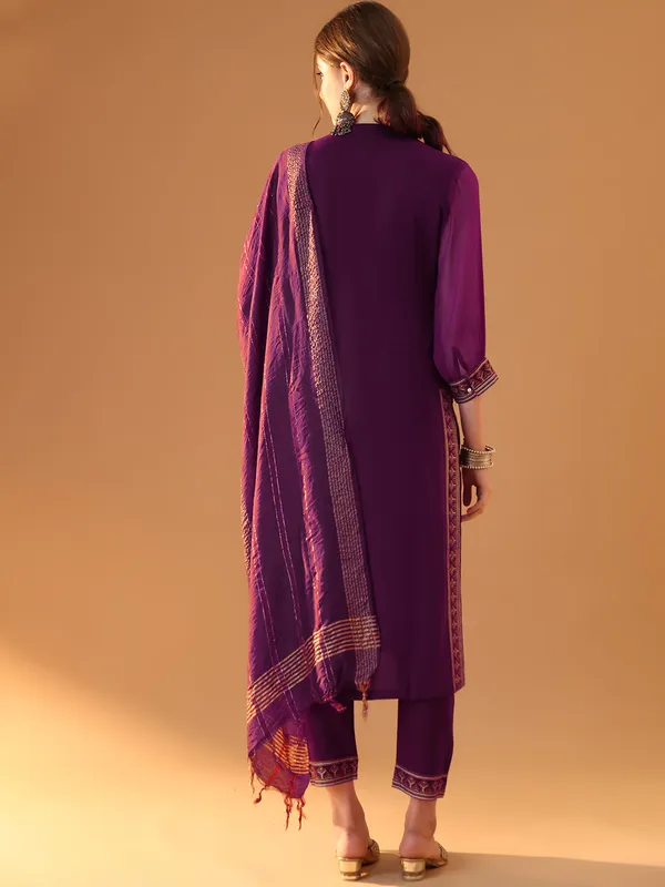 Tulsattva_Kurta_Set