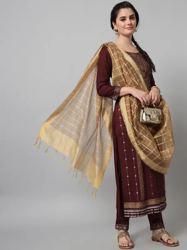 Wine_and_golden_printed_kurta_and_trouser_set