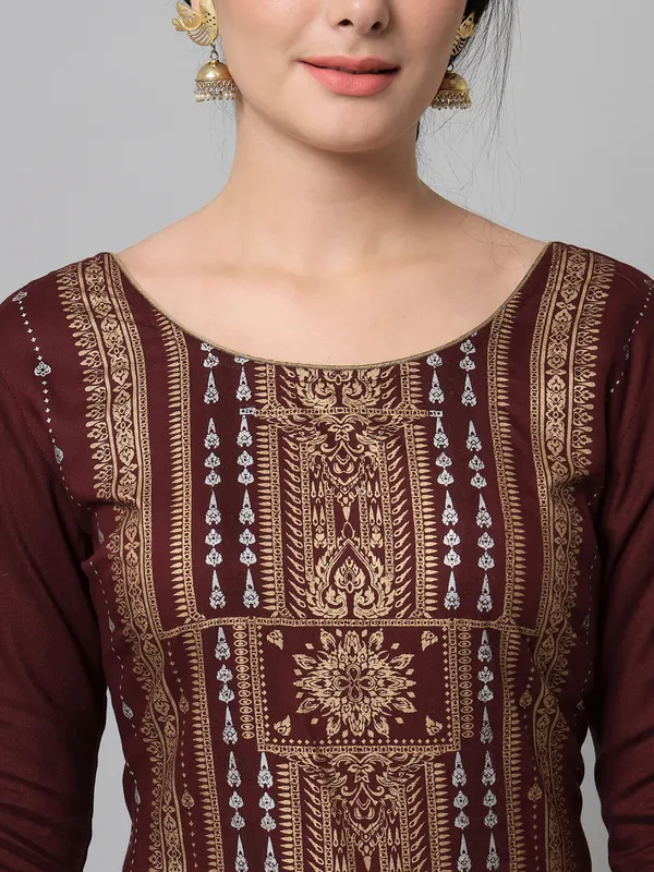 Wine_and_golden_printed_kurta_and_trouser_set