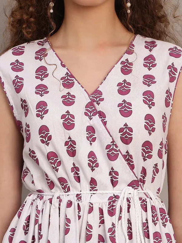 Blush_Leaf_Print_Wrap_Midi_Dress