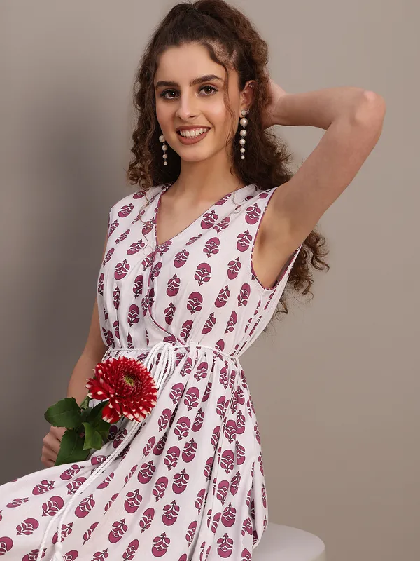 Blush_Leaf_Print_Wrap_Midi_Dress