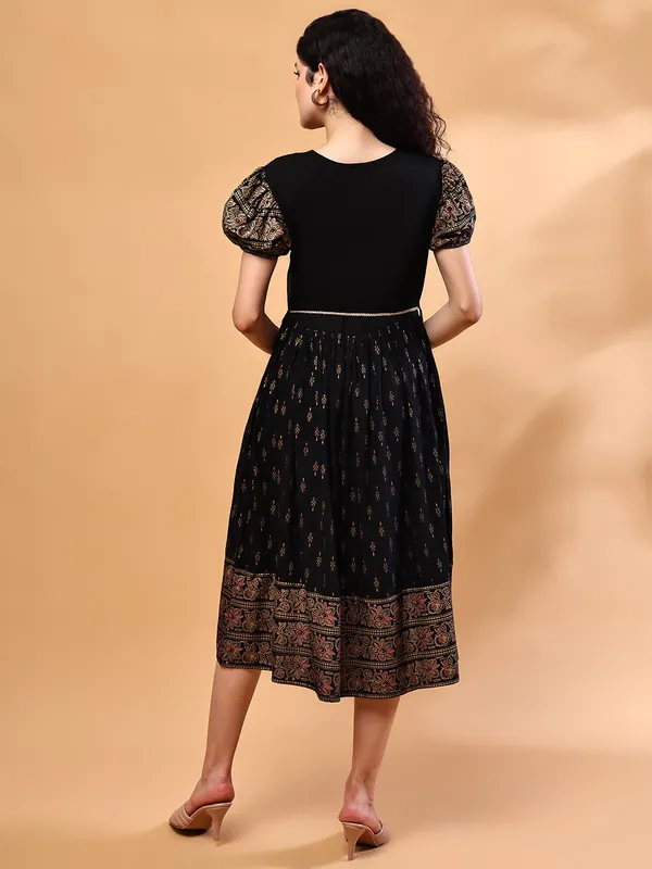 Black_Premium_Viscose_Rayon_Half_Sleeves_Dress_For_Women