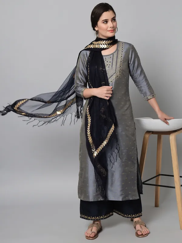 Grey_Dupion_Silk_Kurta_Set