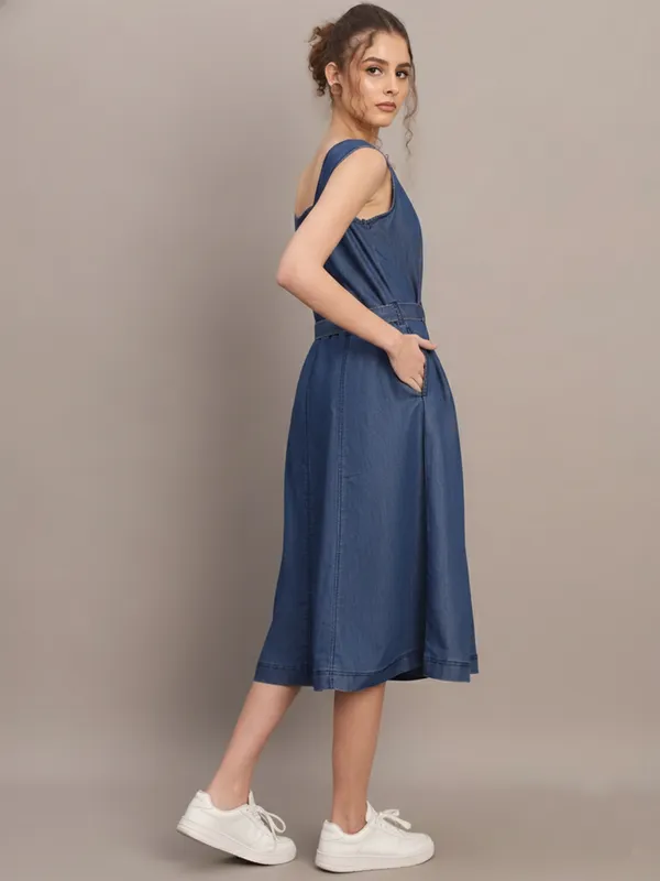 Classic_Denim_Belted_Midi_Dress