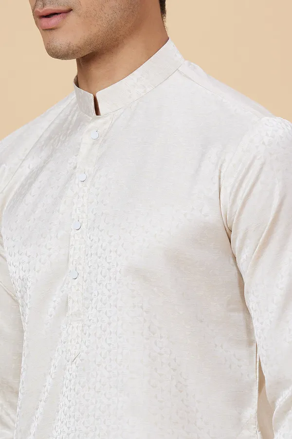 Kurta_Jacquard_Triangle