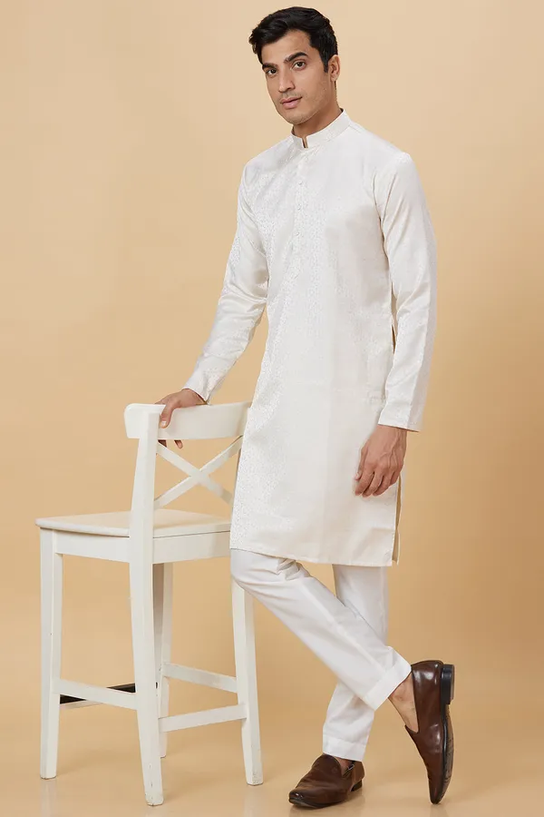 Kurta_Jacquard_Triangle