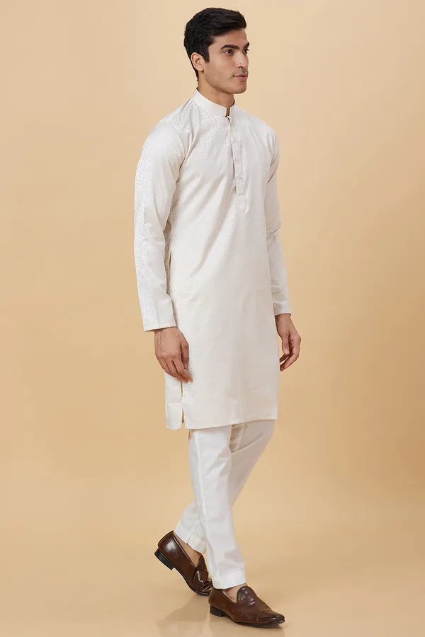 Kurta_Jacquard_Triangle