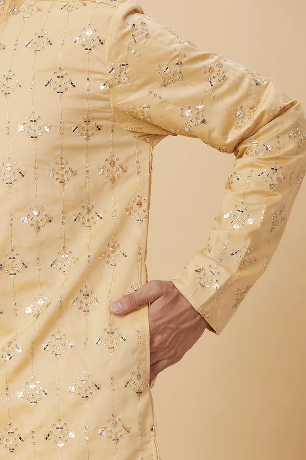 KURTA_AMBER_WITH_SEQUENCE_EMBELLISHED_WORK