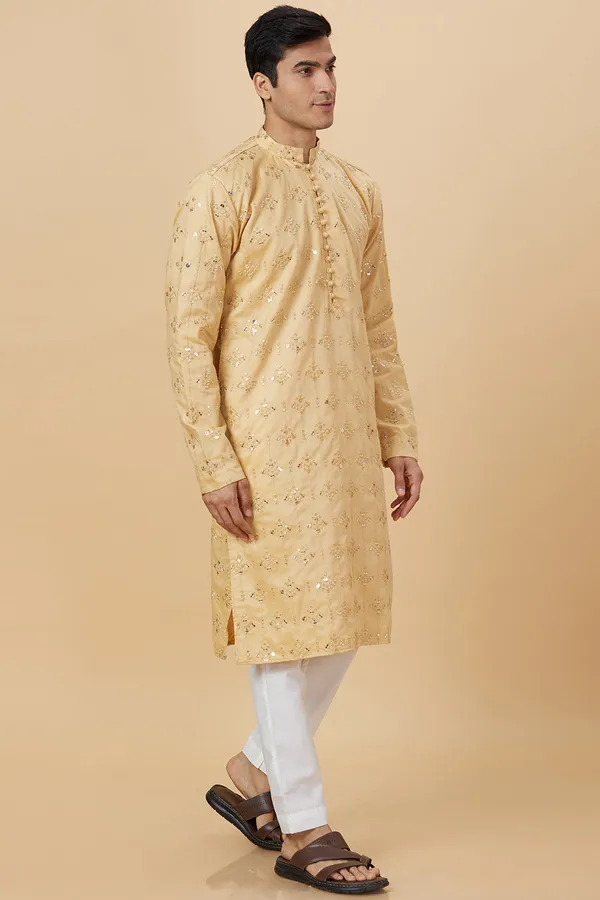 KURTA_AMBER_WITH_SEQUENCE_EMBELLISHED_WORK