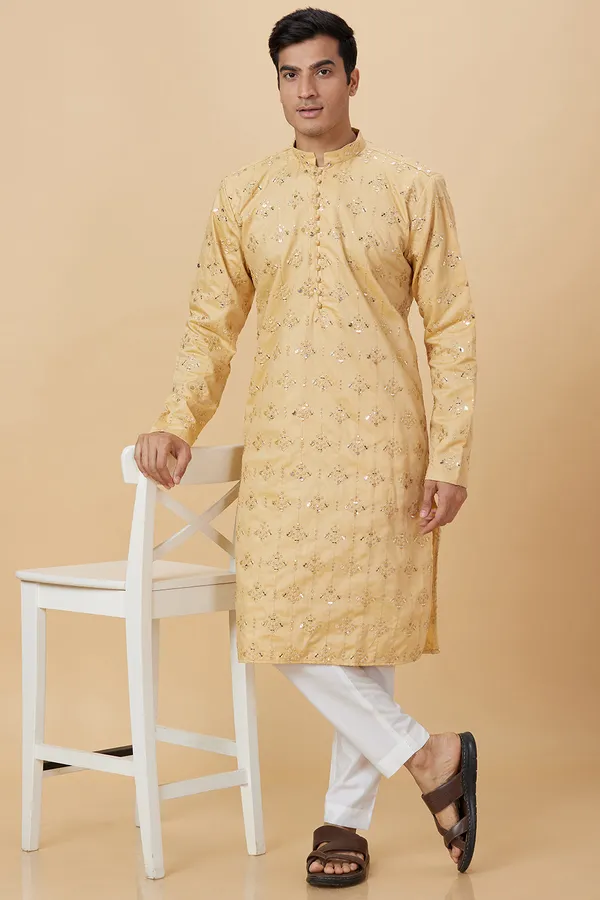 KURTA_AMBER_WITH_SEQUENCE_EMBELLISHED_WORK