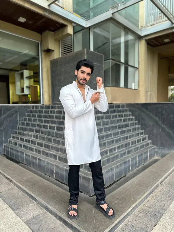 Zip_White_Kurta