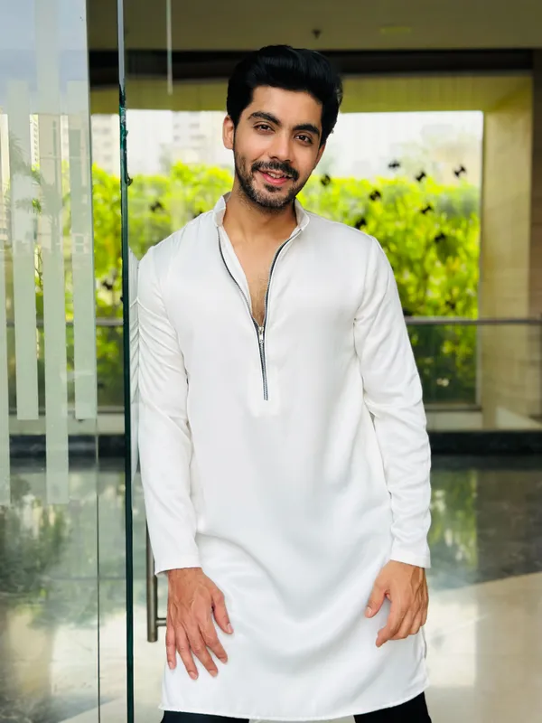 Zip_White_Kurta