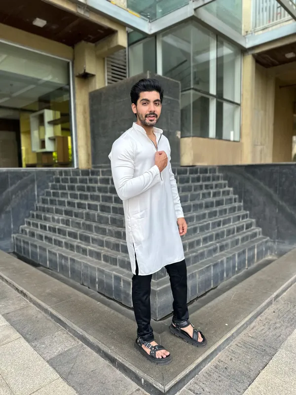 Zip_White_Kurta