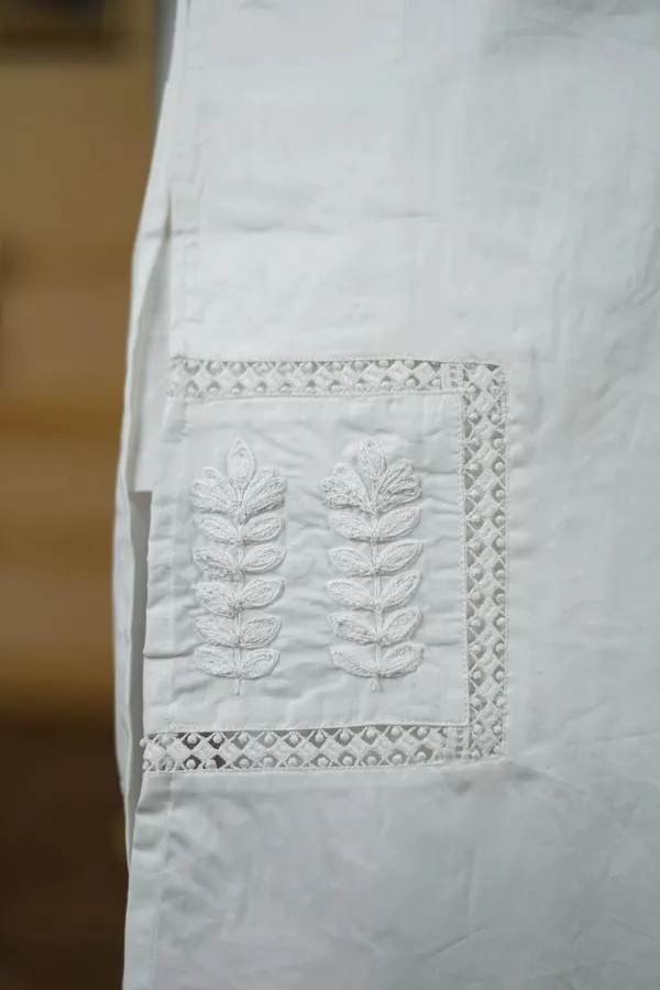 Box_Booti_Hand_Embroidered_Kurta_With_Pants