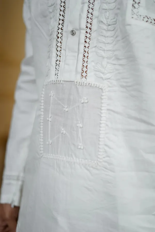 Box_Booti_Hand_Embroidered_Kurta_With_Pants